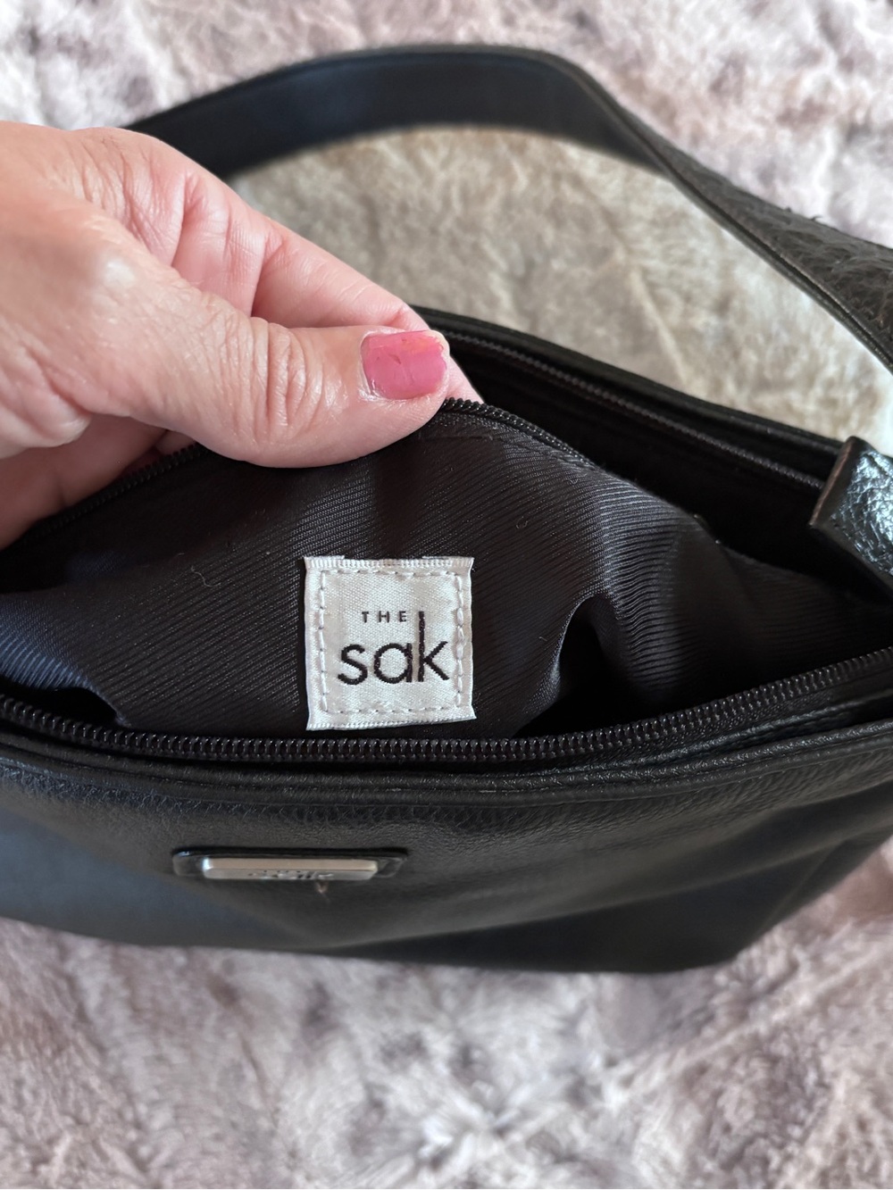 The Sak Hobo Soft Black Pebble Leather Shoulder Bag Purse Handbag - Picture 6 of 13